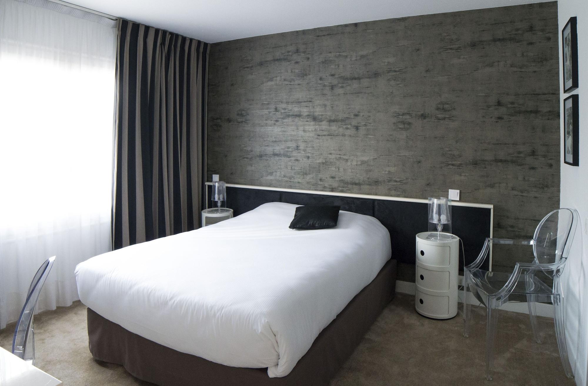Hôtel Quorum Saint-Cloud Extérieur photo