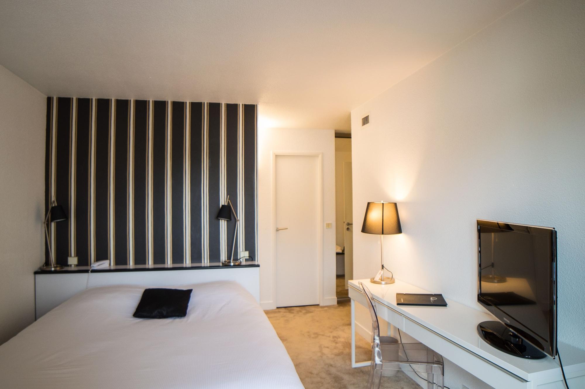 Hôtel Quorum Saint-Cloud Extérieur photo