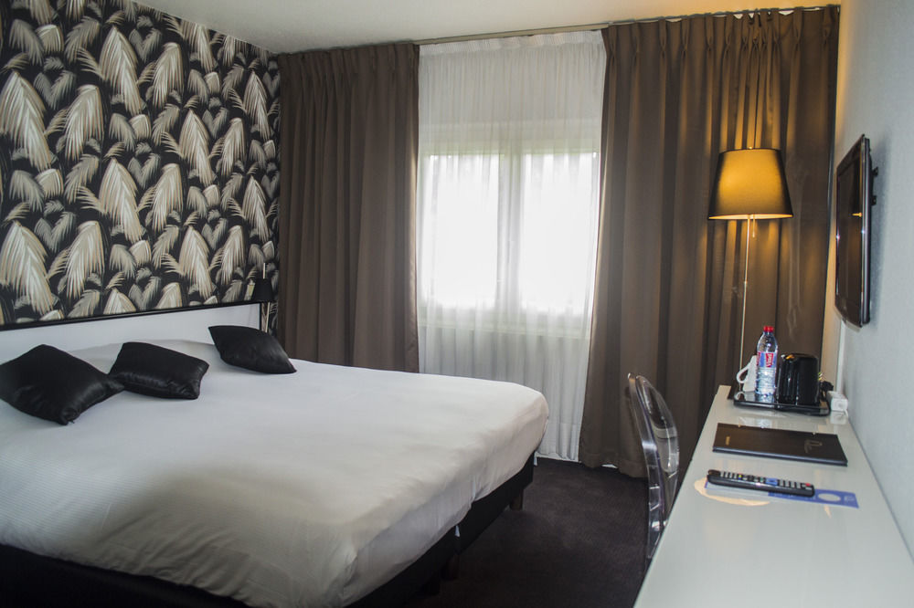 Hôtel Quorum Saint-Cloud Extérieur photo